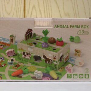 Animal Farm Box 23 Pieces - Brand New in Box